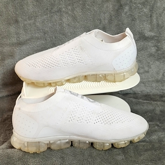 White Knit Fabric Sport Sneakers. - Picture 2 of 8
